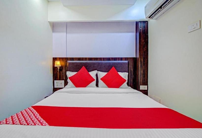 Hotel Oyo 77701  Aquarius