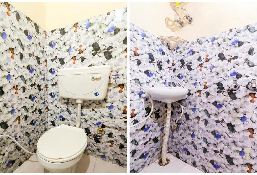 בית מלון כפרי Oyo 78488  Parkland Blue