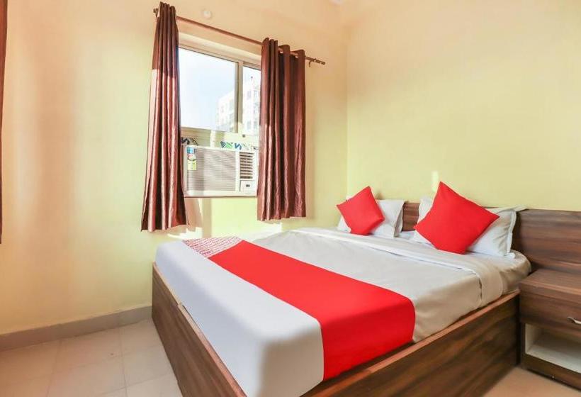 בית מלון כפרי Oyo 78488  Parkland Blue