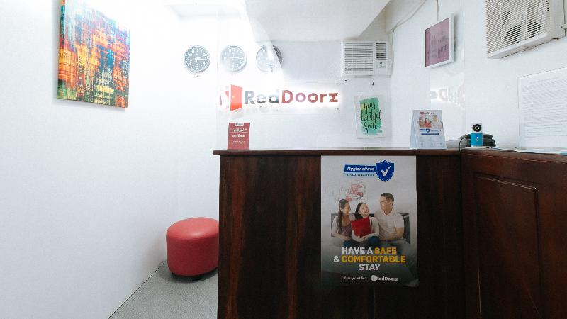 Hotel Reddoorz Near Pasay Rotonda