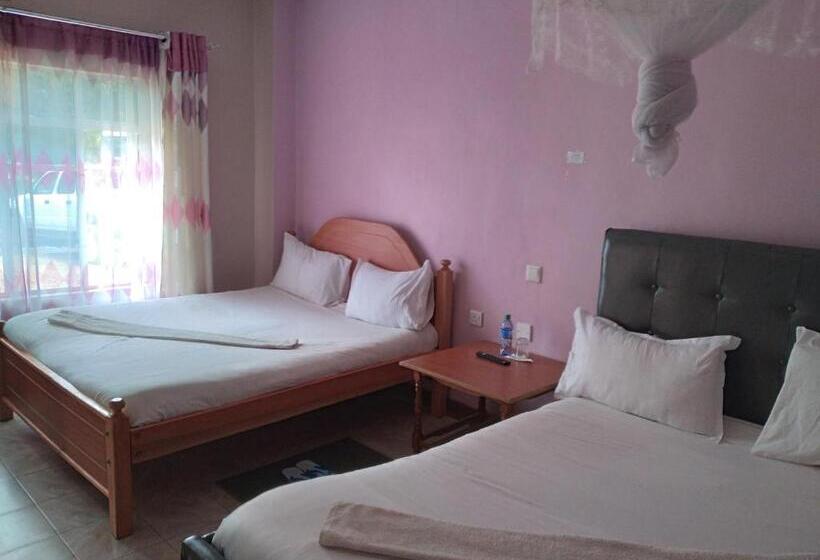 هتل The Crown Place