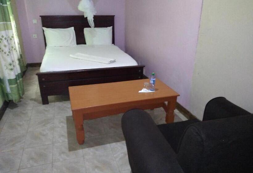 هتل The Crown Place