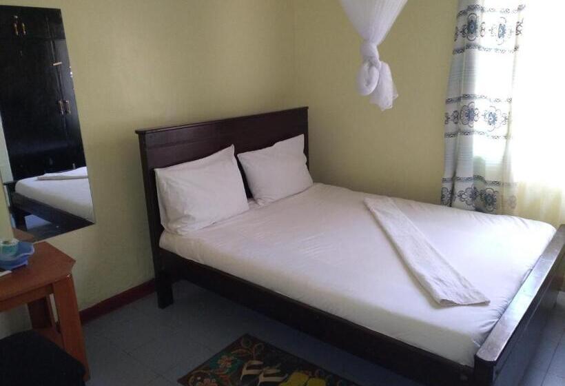 هتل The Crown Place