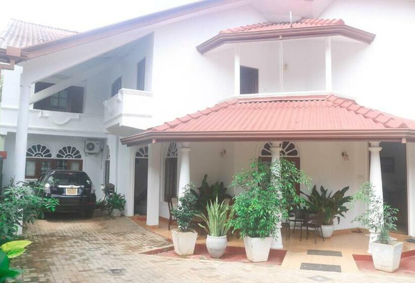 ホテル Thidasa Holiday Resort