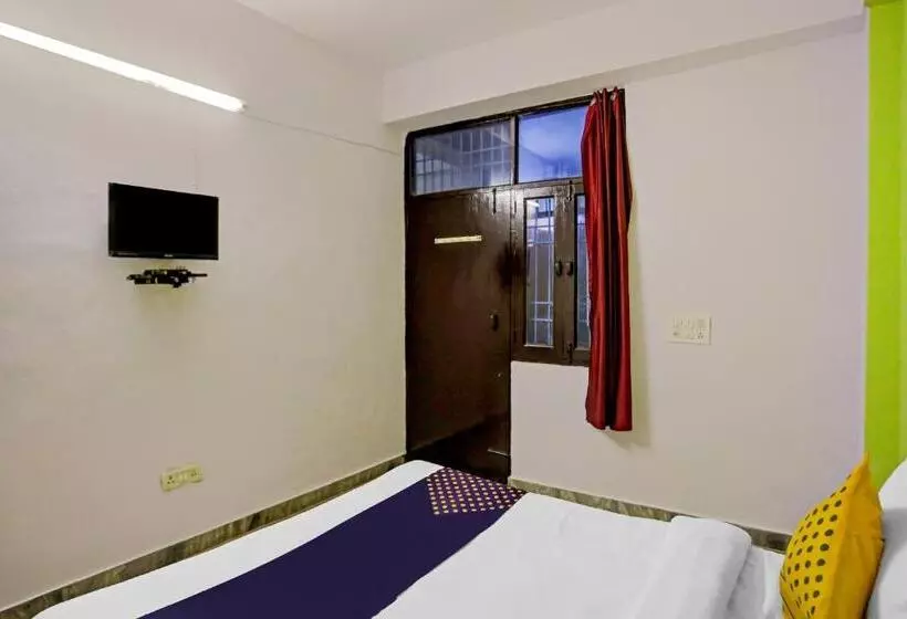 Spot On Raj Hotel Vip Near Worlds Of Wonder