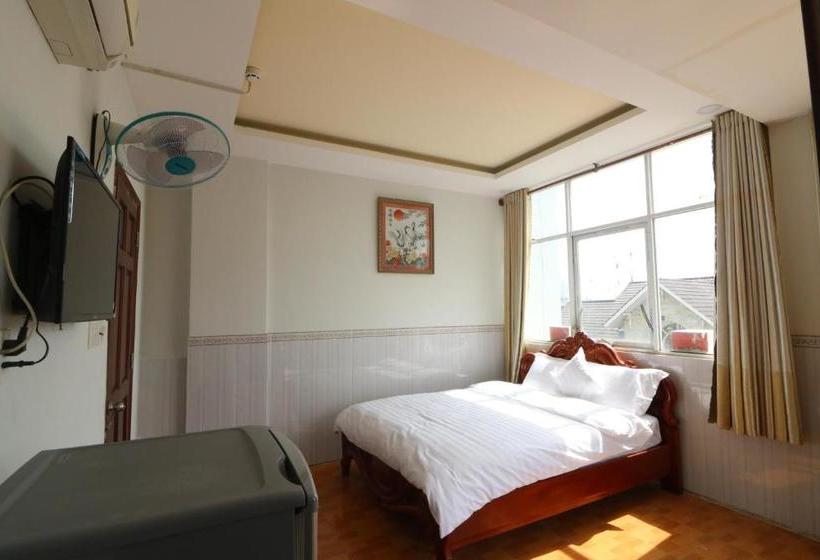 בית מלון כפרי Aloha