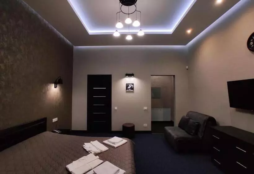 Hotel Levanevsky