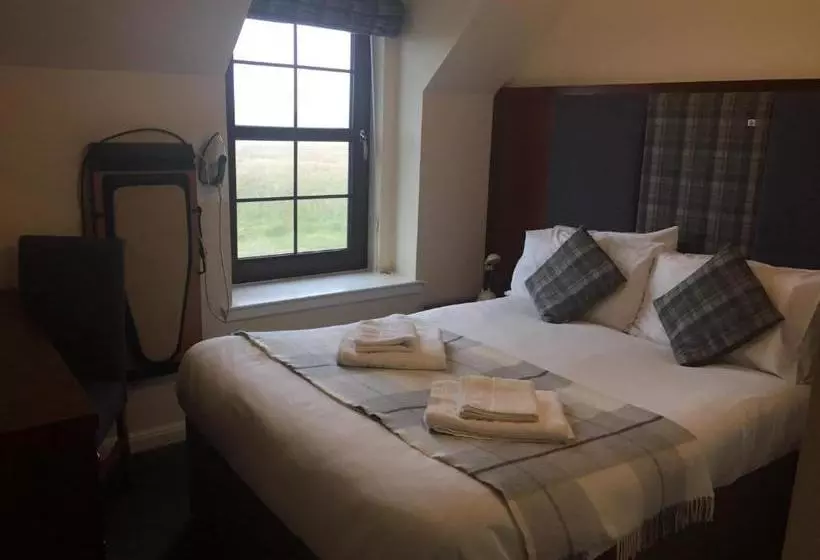 Hotelli Polochar Inn