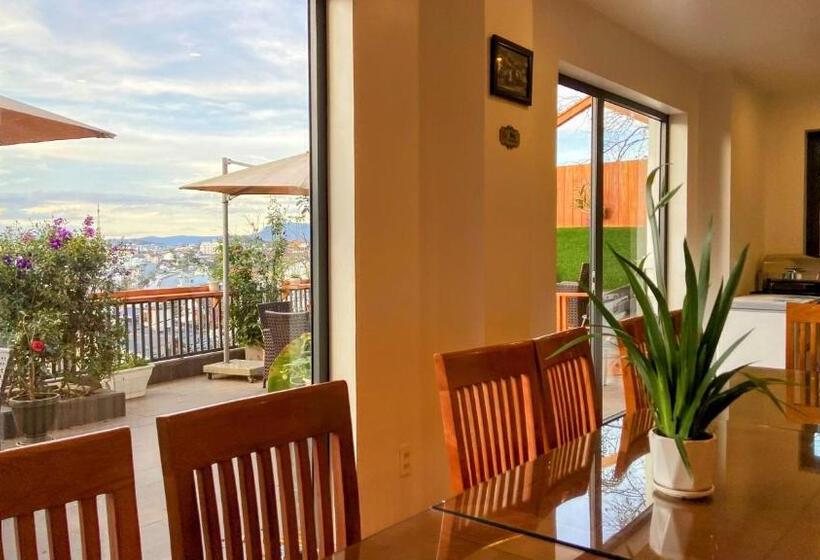 La Pense E Hotel   Dalat