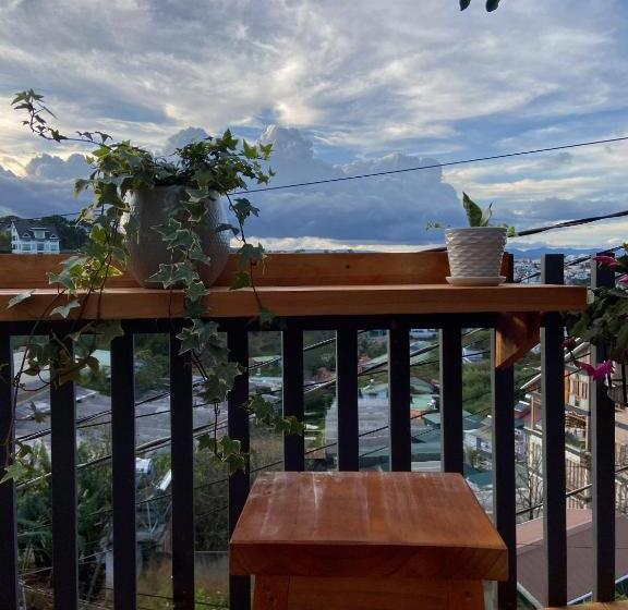 La Pense E Hotel   Dalat