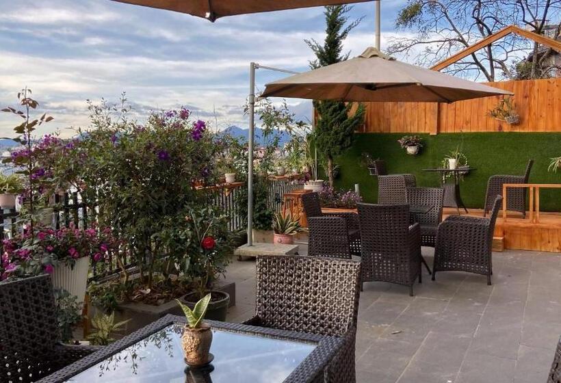 La Pense E Hotel   Dalat