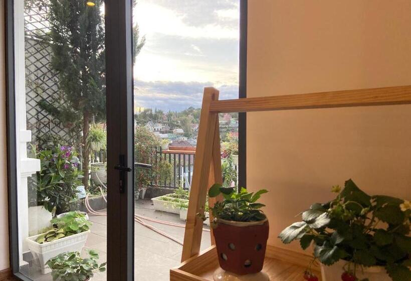 La Pense E Hotel   Dalat