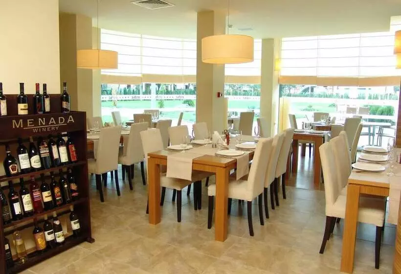 Aparthotel Marina Holiday Club   All Inclusive & Free Parking