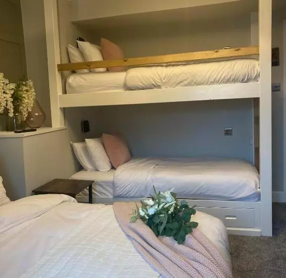 Отель Abbey Court Guest House