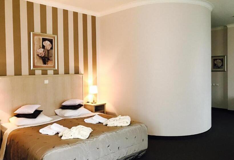 בית מלון כפרי Amalia