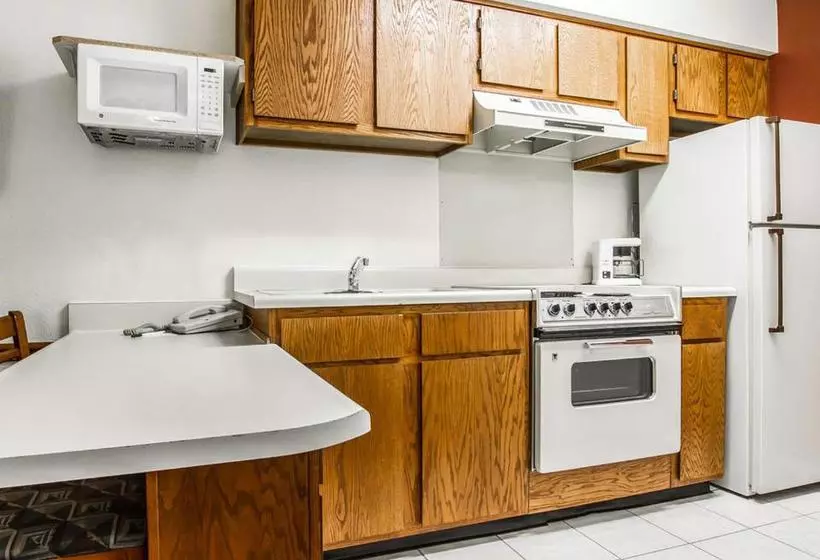 هتل American Inn & Suites Mesa