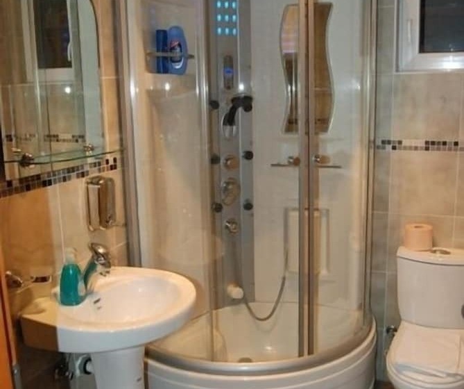 فندق Car Royal Apartmans