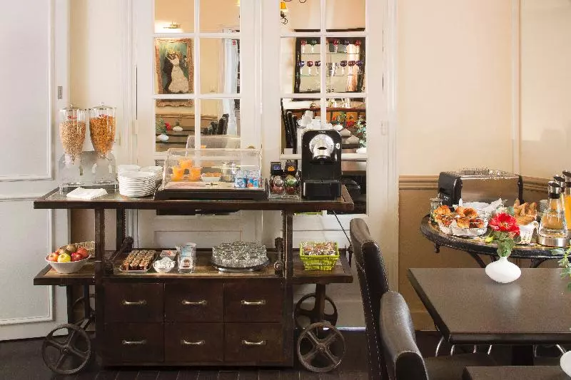 هتل Chatillon Paris Montparnasse