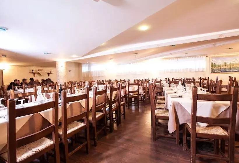 酒店 Club Esse Pila 2000