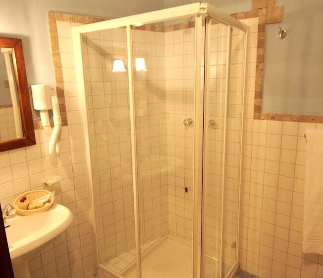 Отель Club Esse Pila 2000