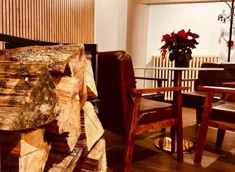 هتل Club Esse Pila 2000