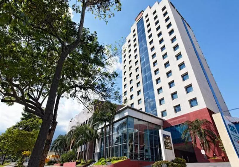 هتل Crowne Plaza San Pedro Sula