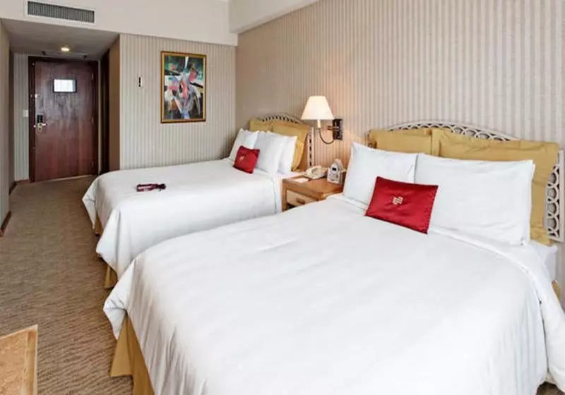 هتل Crowne Plaza San Pedro Sula