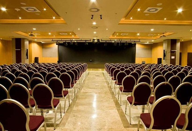 酒店 Holiday World Polynesia