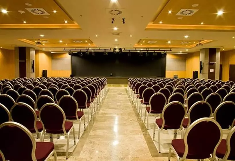 酒店 Holiday World Polynesia