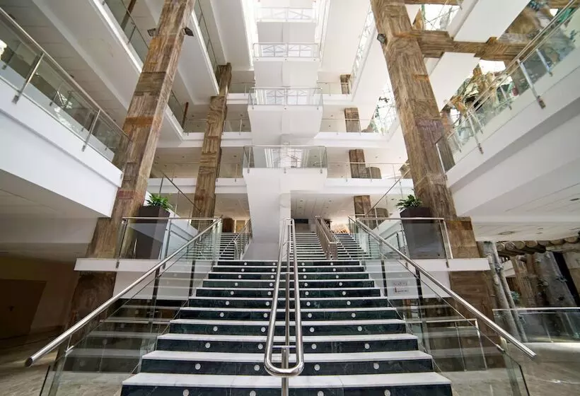 酒店 Holiday World Polynesia