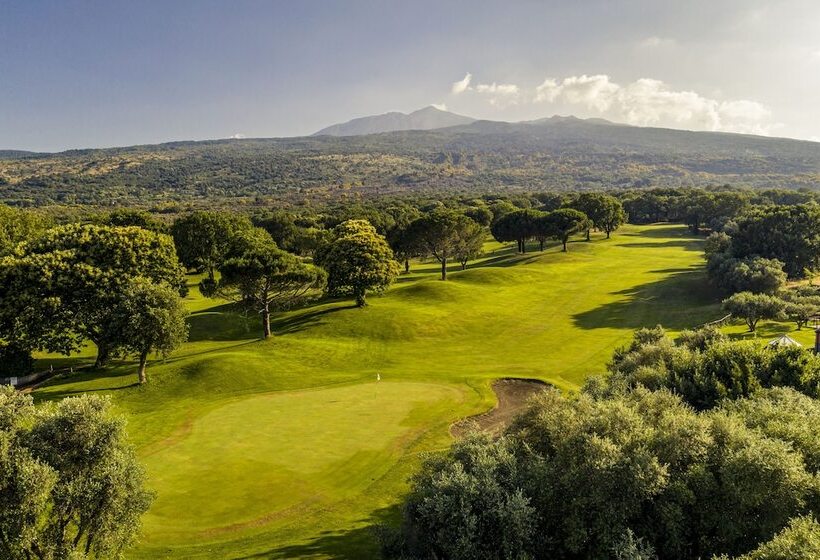 בית מלון כפרי Il Picciolo Etna Golf Resort & Spa