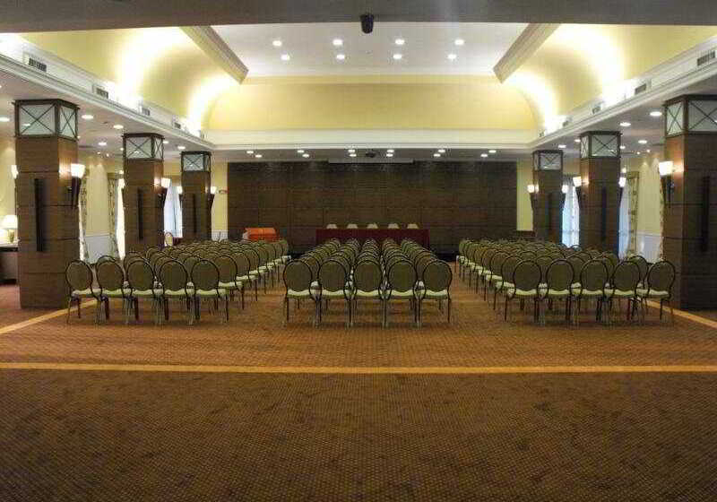 בית מלון כפרי Il Picciolo Etna Golf Resort & Spa