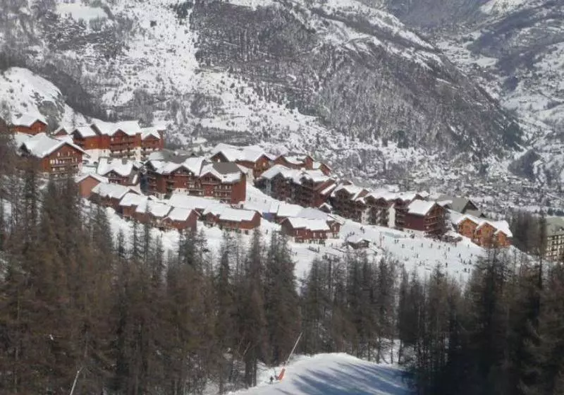 فندق Le Parc Aux Etoiles