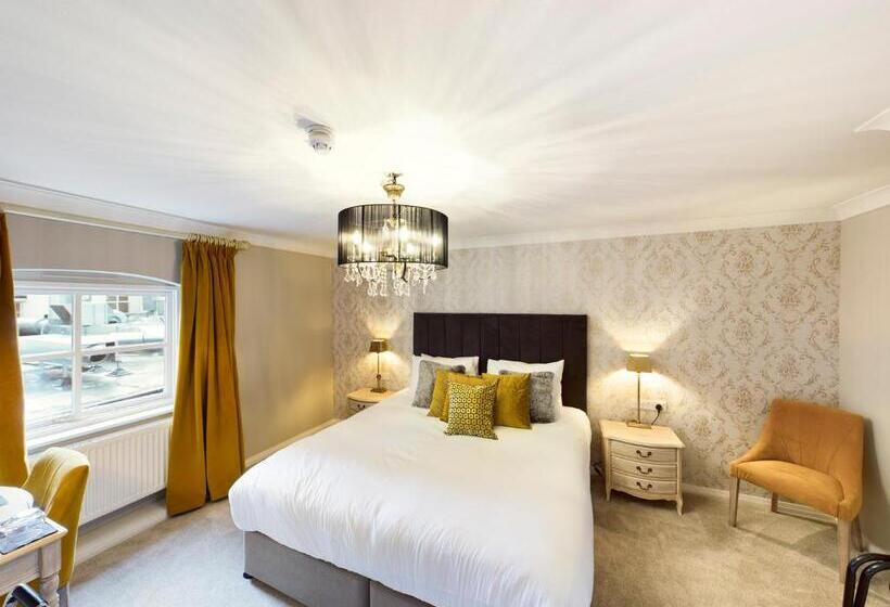 فندق Lion & Swan