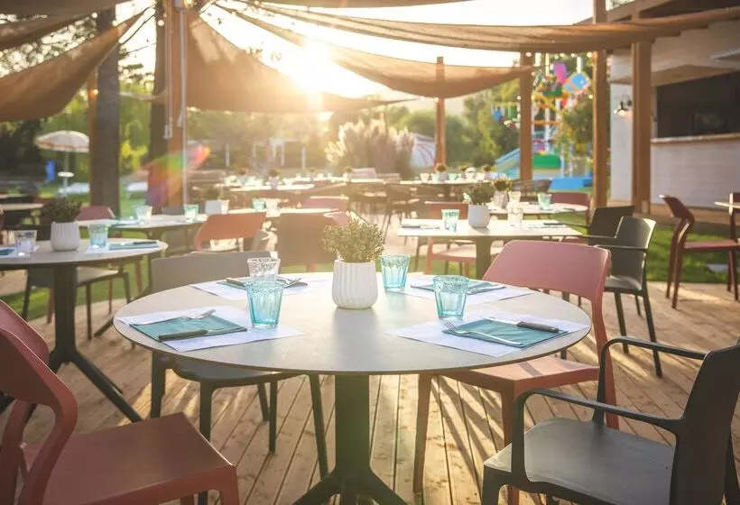 Отель Mclub Budoni