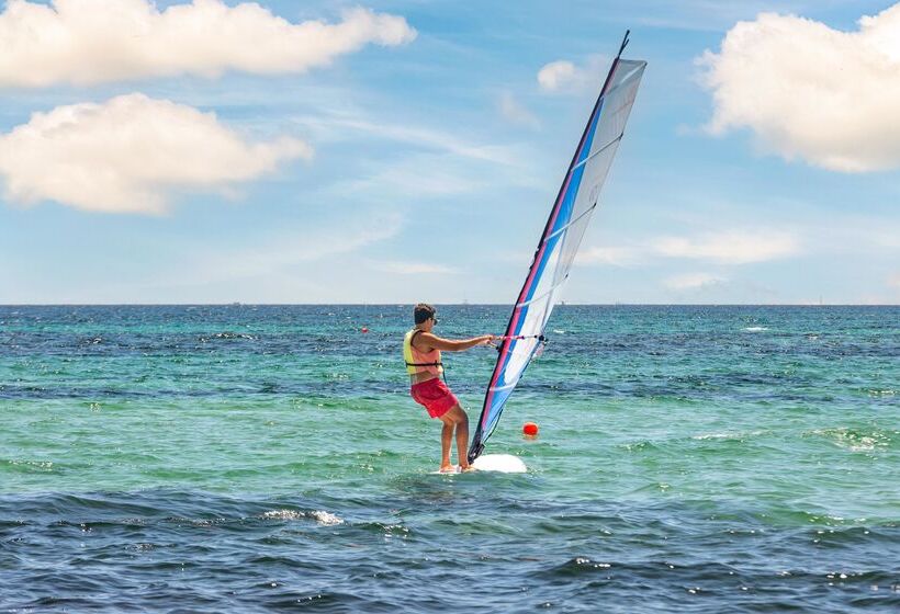 فندق Mclub Budoni