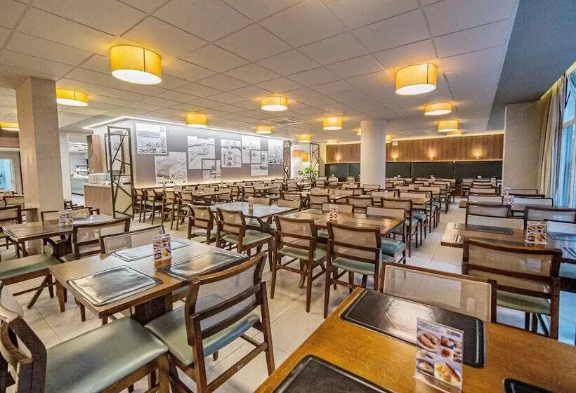 فندق Plaza Camboriu