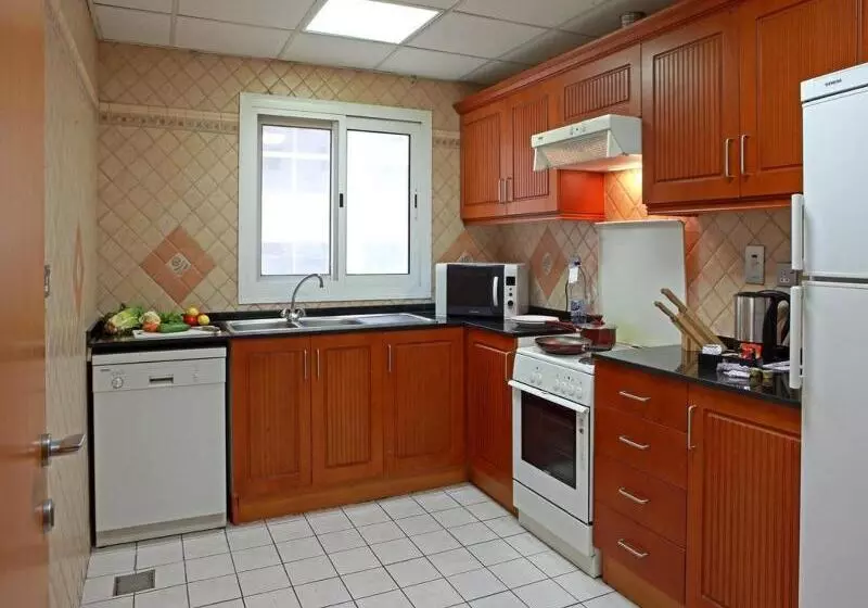 Rose Garden Hotel Apartments   Bur Dubai