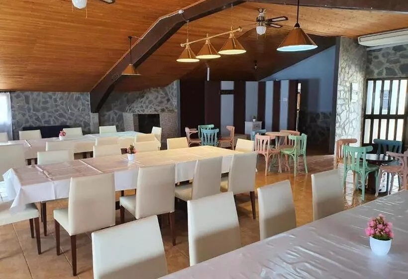 هتل روستایی Masia El Molinete