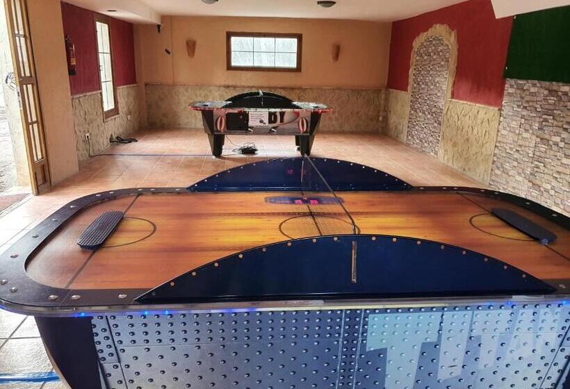 فندق ريفى Masia El Molinete