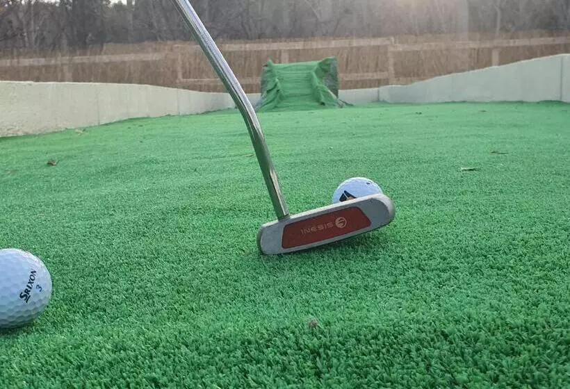 هتل روستایی Masia El Molinete