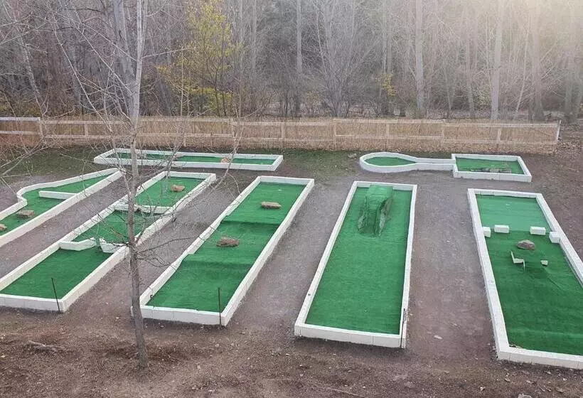 هتل روستایی Masia El Molinete