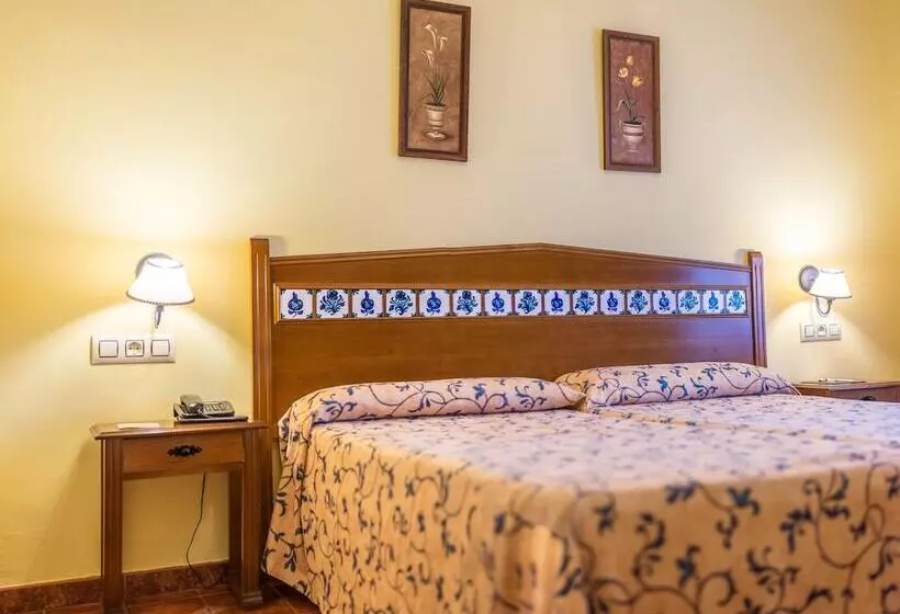 Сельский отель Cortijo De Tajar