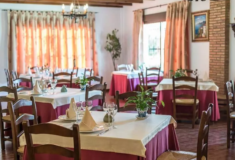 Сельский отель Cortijo De Tajar