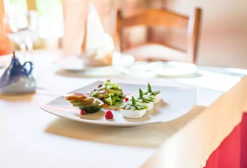 Сельский отель Cortijo De Tajar