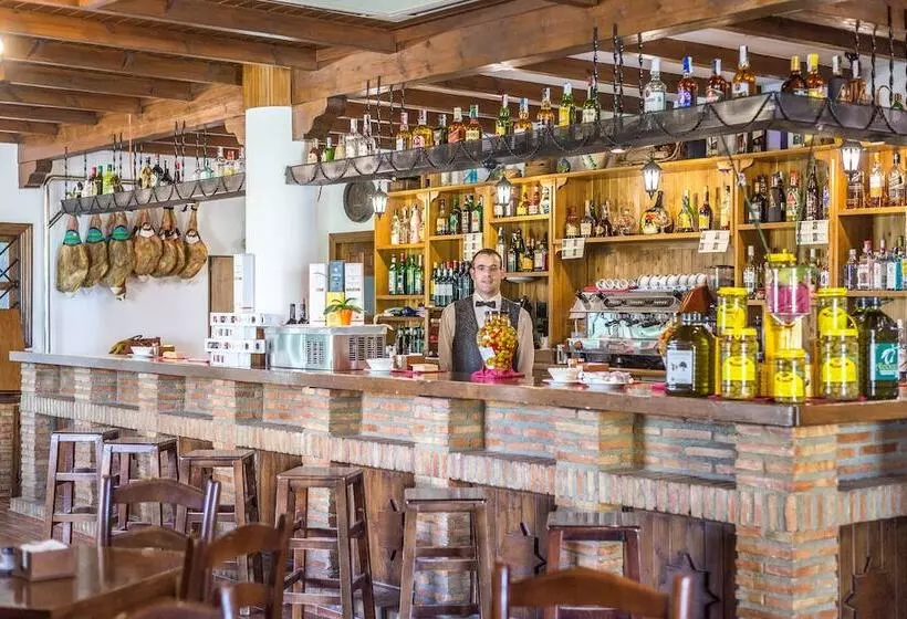 Сельский отель Cortijo De Tajar