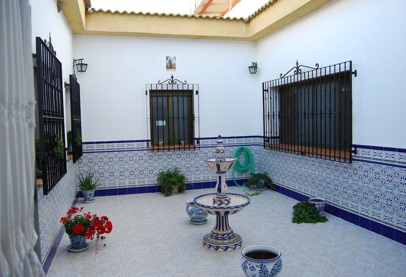 乡村酒店  Cortijo De Tajar