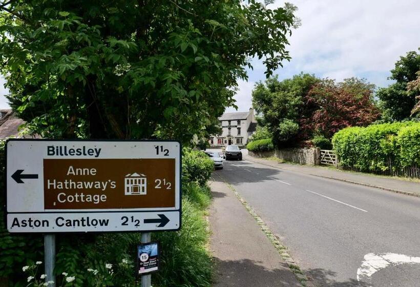 فندق The Mary Arden Inn