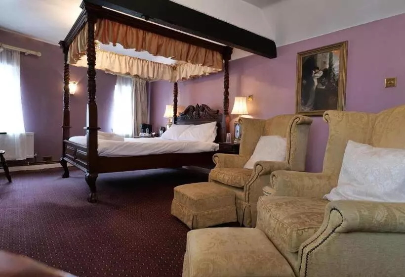 Отель The Mary Arden Inn