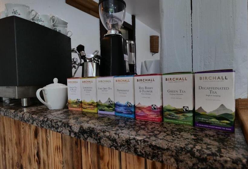 فندق The Mary Arden Inn